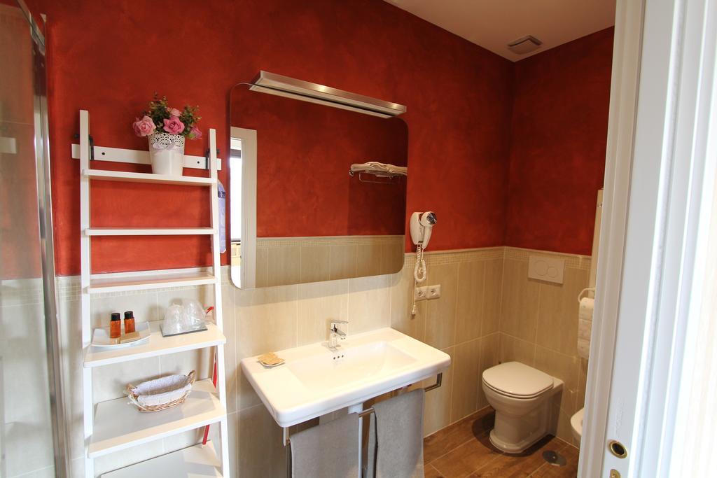 Area Sacra Relais Panzió Róma Szoba fotó